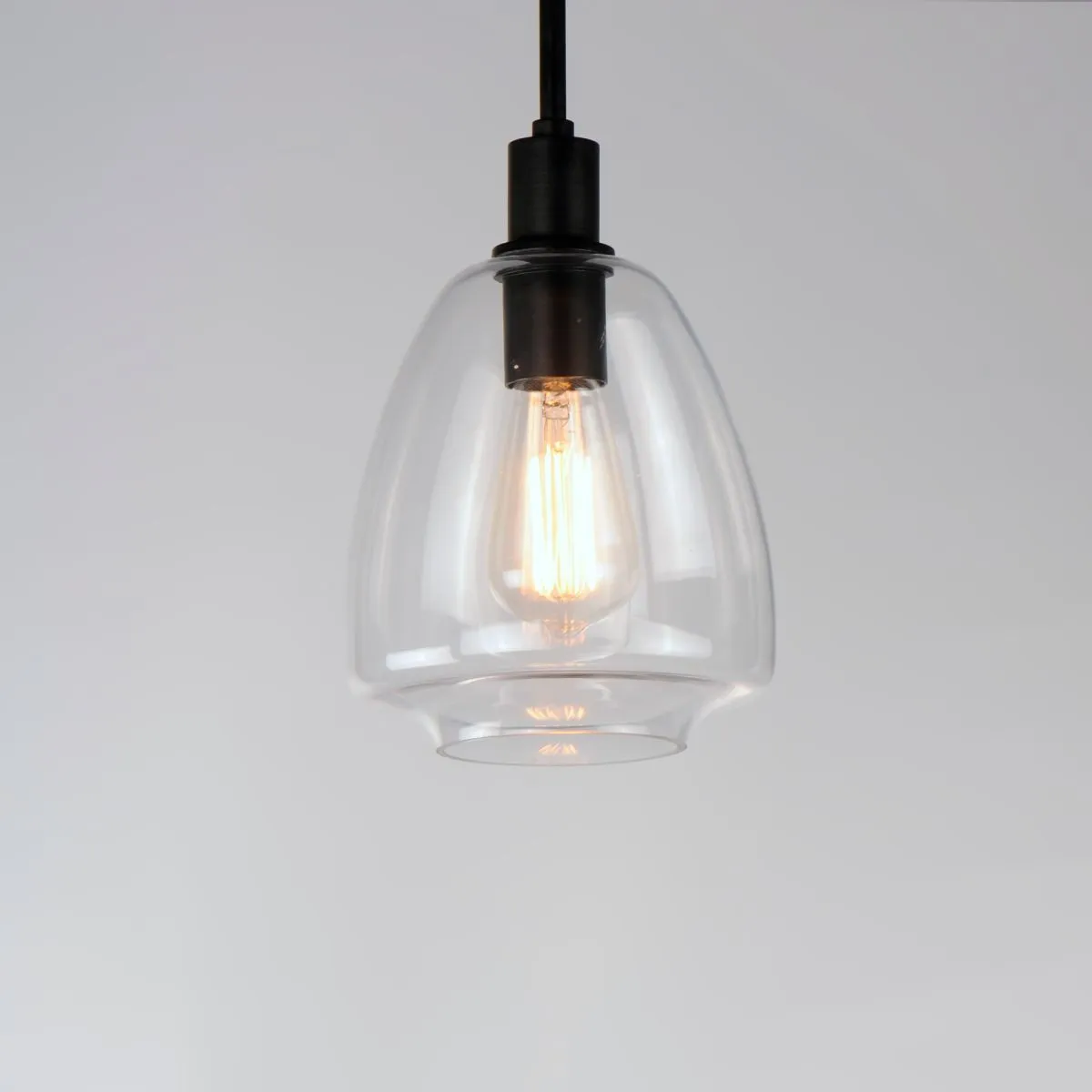 Babylon 7 in Pendant Light Black Finish