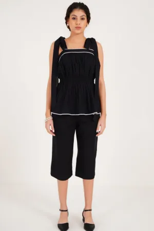 Cropped Pants
