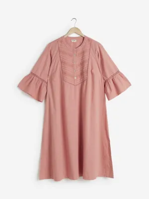 Diza Curves Peach Embroidered A-line Kurta