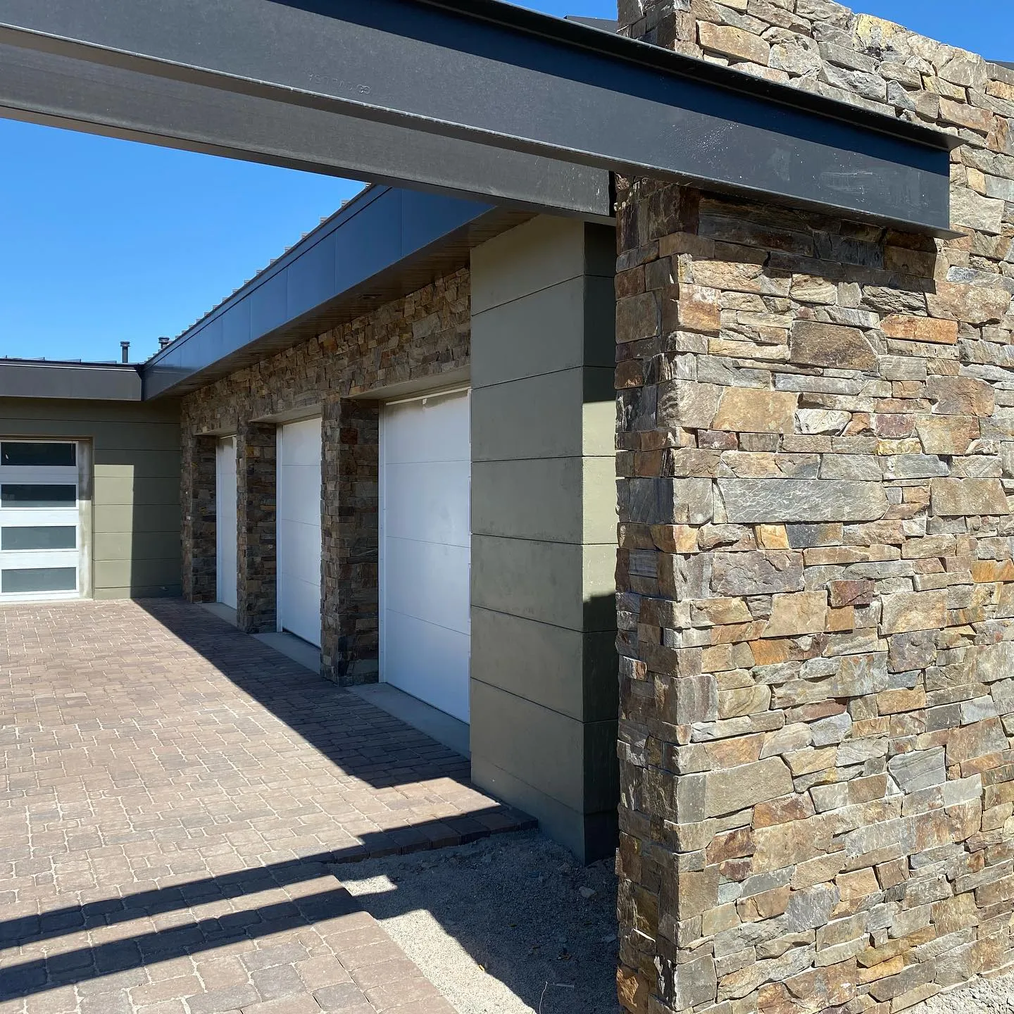 Dry Stack Ledgestone