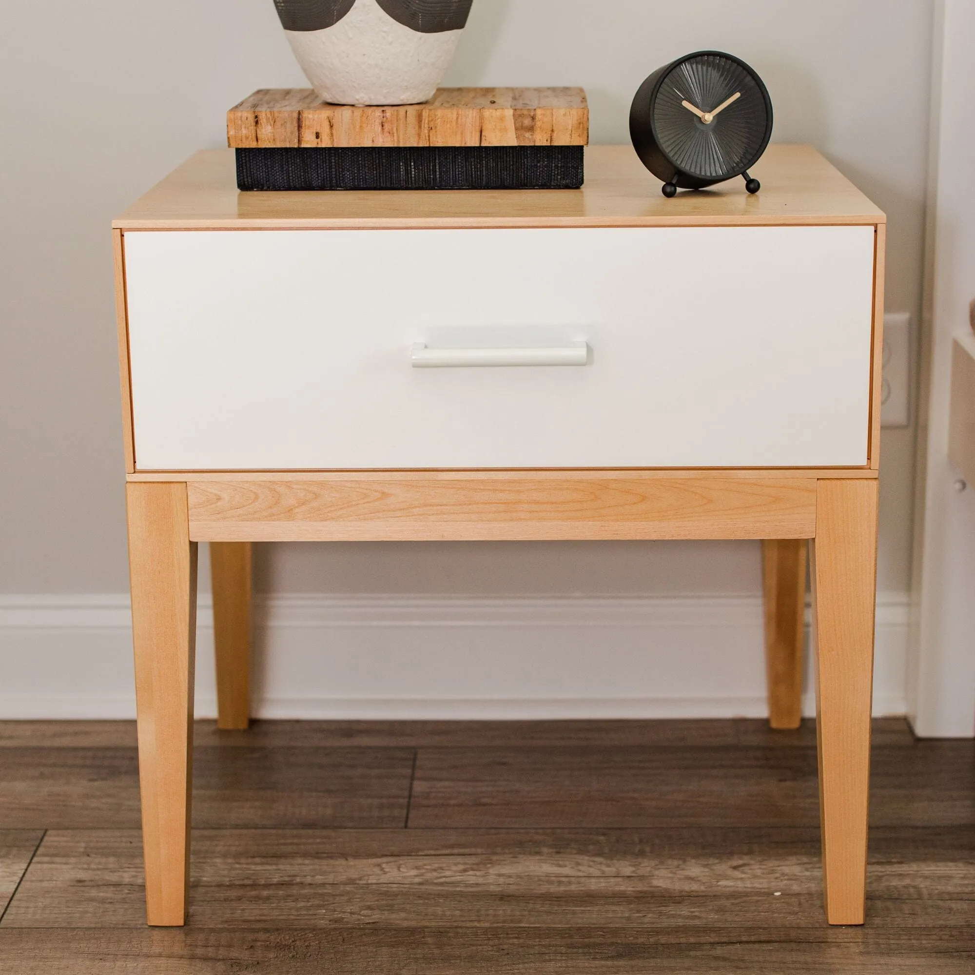 Modern 1 Drawer Nightstand
