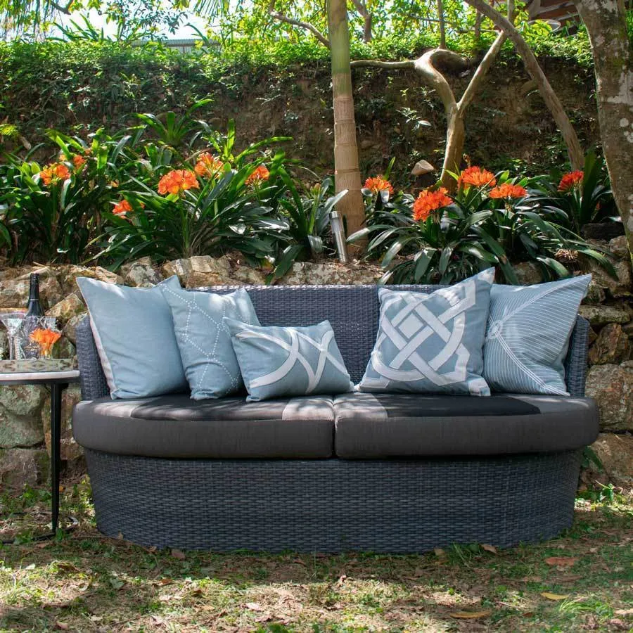 Outdoor Dots Cloud Medium Cushion