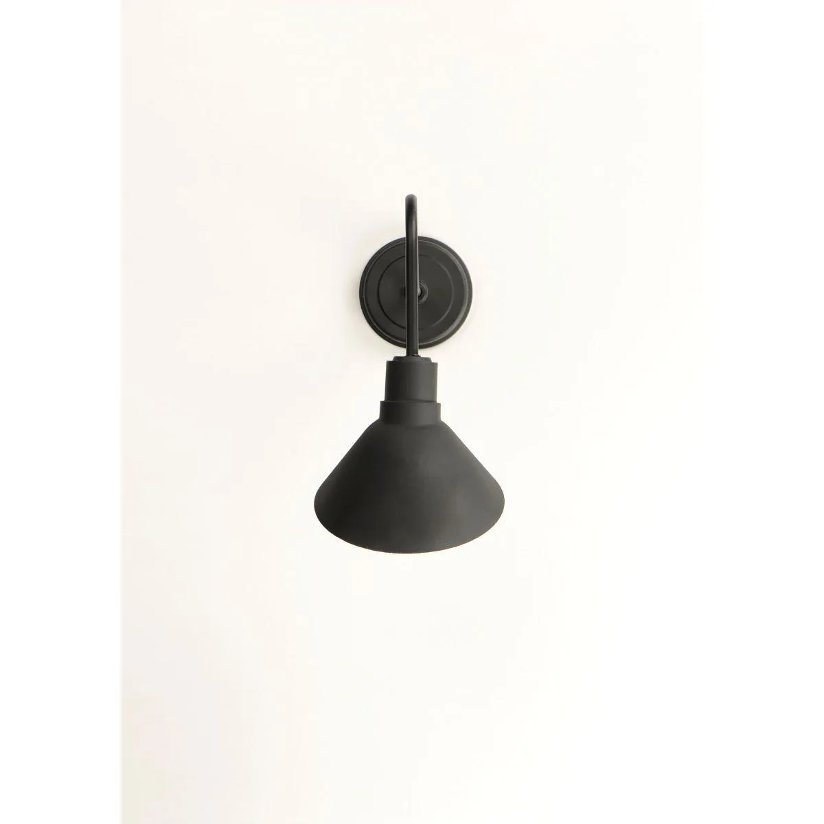 Signlite 14 in. Outdoor Barn Light Black Finish