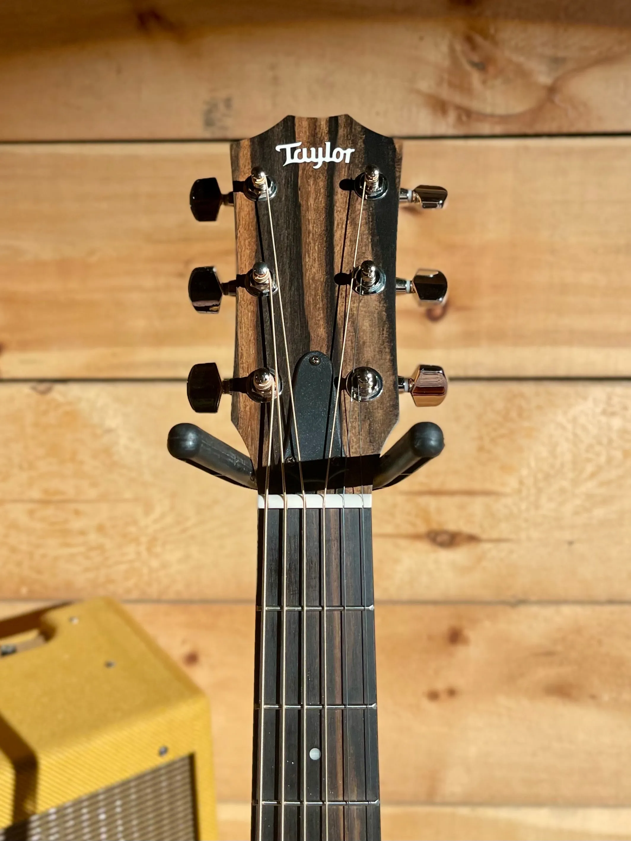 Taylor 214ce-K SB Plus, Sunburst, Spruce/Koa