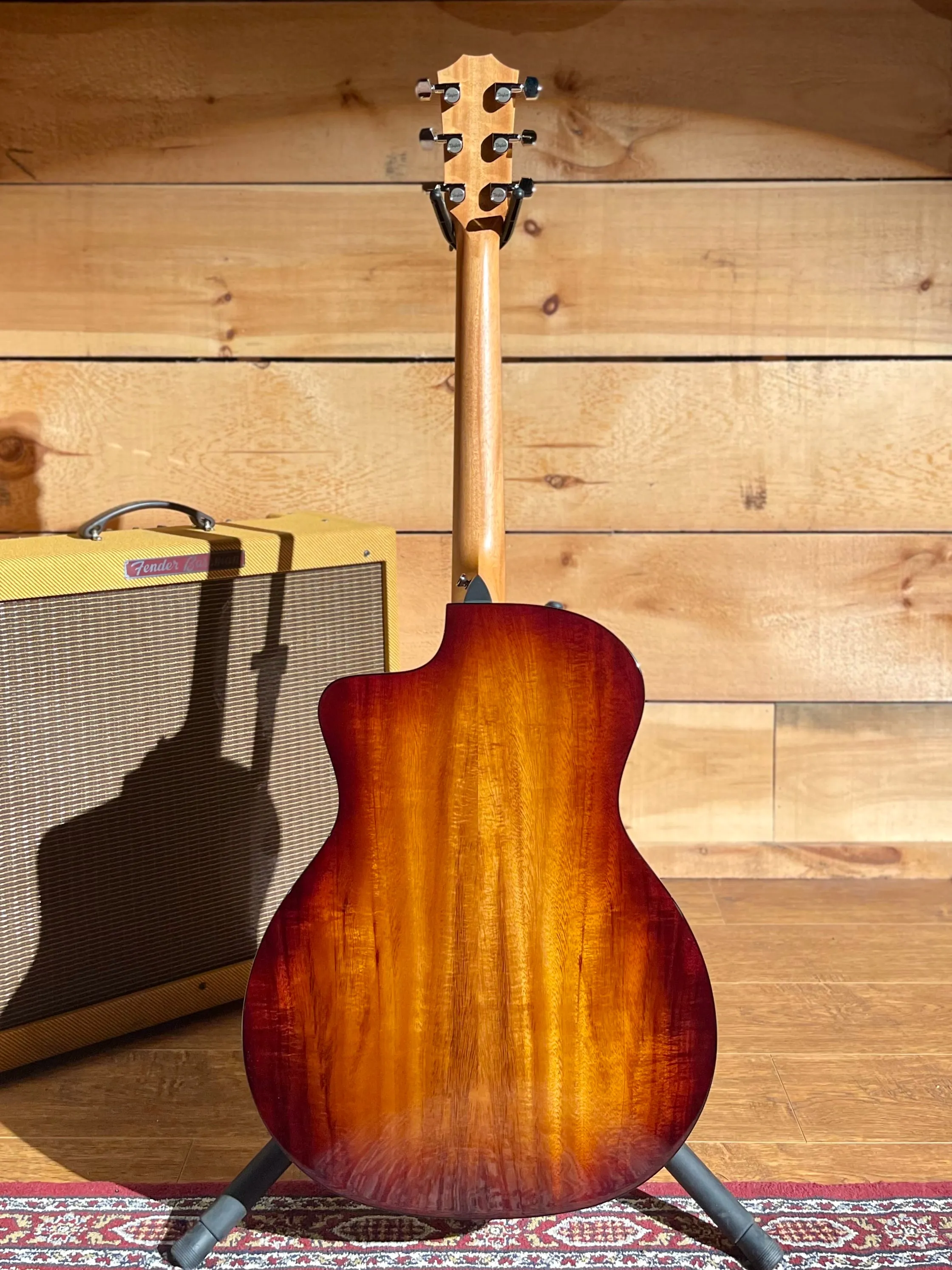Taylor 214ce-K SB Plus, Sunburst, Spruce/Koa