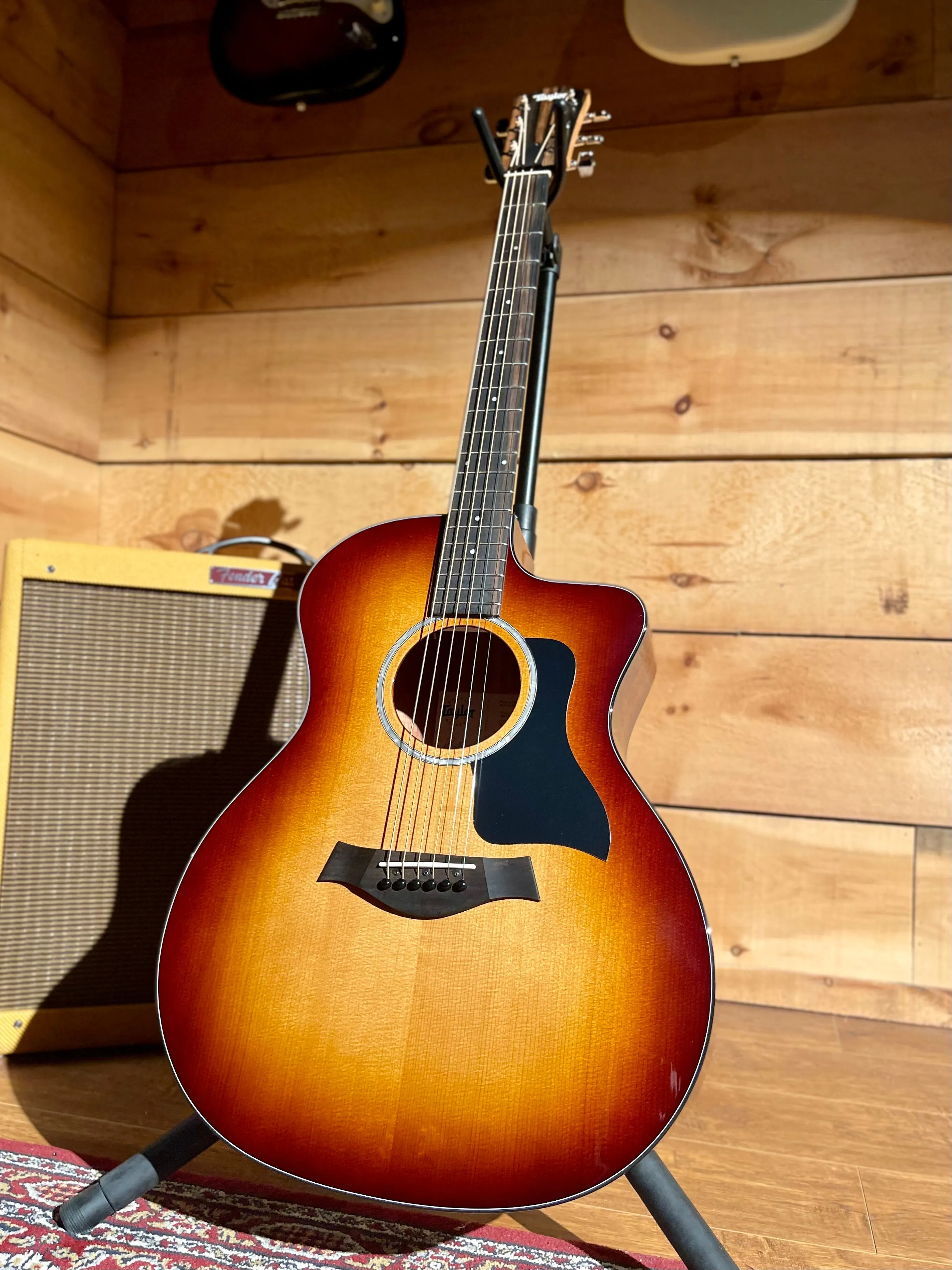 Taylor 214ce-K SB Plus, Sunburst, Spruce/Koa